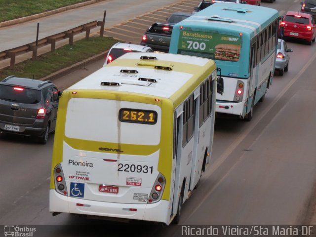 Viação Pioneira 220931 na cidade de Santa Maria, Distrito Federal, Brasil, por Ricardo Vieira. Número da foto: #5923008.