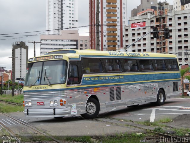 Viação Cometa 7455 na cidade de Curitiba, Paraná, Brasil, por Paulo Roberto Chulis. Número da foto: #5927120.