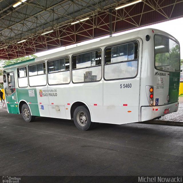 Move 5 5460 na cidade de São Paulo, São Paulo, Brasil, por Michel Nowacki. ID da foto: 5930214.