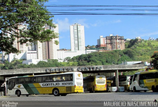 Empresa Gontijo de Transportes 10295 na cidade de Belo Horizonte, Minas Gerais, Brasil, por Maurício Nascimento. ID da foto: 5928245.