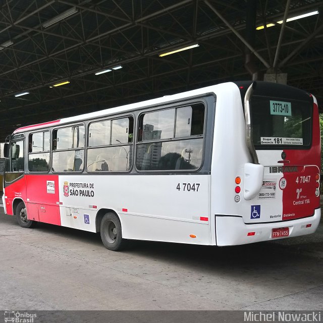 Pêssego Transportes 4 7047 na cidade de São Paulo, São Paulo, Brasil, por Michel Nowacki. ID da foto: 5930268.