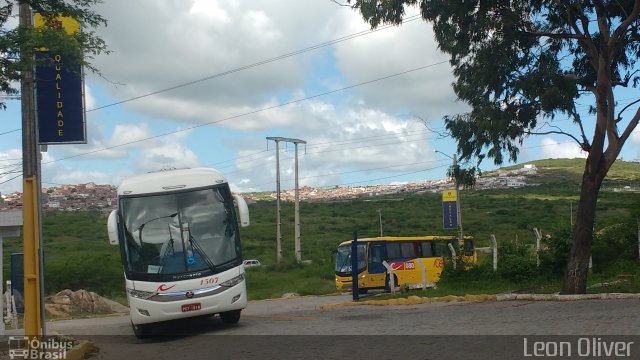 Coletivo Transportes 1507 na cidade de Caruaru, Pernambuco, Brasil, por Leon Oliver. ID da foto: 5927722.