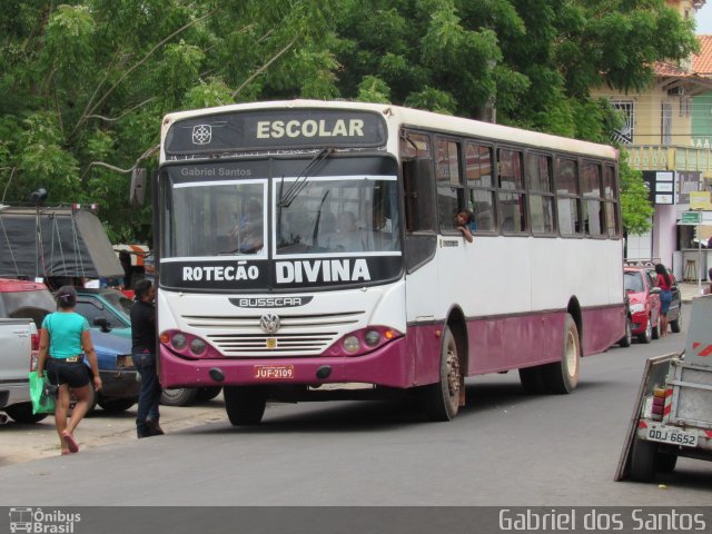 Ônibus Particulares JUC2109 na cidade de Irituia, Pará, Brasil, por Gabriel dos Santos. ID da foto: 5929216.