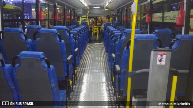 Mascarello 00000 na cidade de Rio de Janeiro, Rio de Janeiro, Brasil, por Matheus Mikaimitis . Número da foto: #5990892.