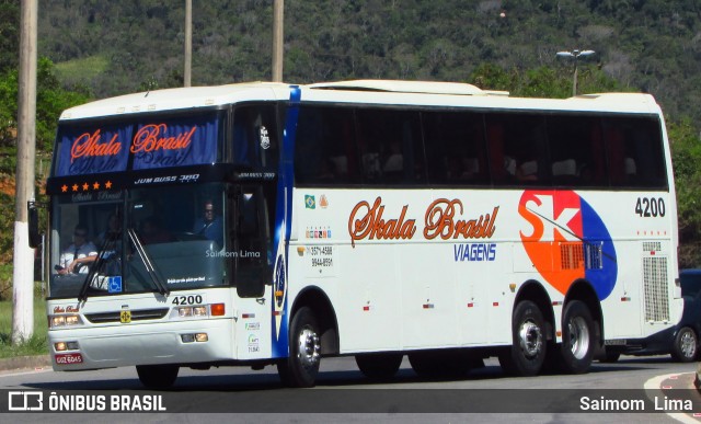 Skala Brasil Cargas e Turismo 4200 na cidade de Guarapari, Espírito Santo, Brasil, por Saimom  Lima. Número da foto: #5992285.