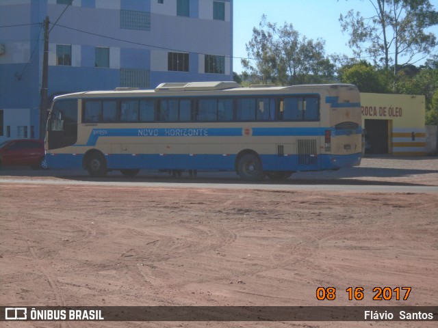 Viação Novo Horizonte 1002511 na cidade de Barra da Estiva, Bahia, Brasil, por Flávio  Santos. ID da foto: 5992256.