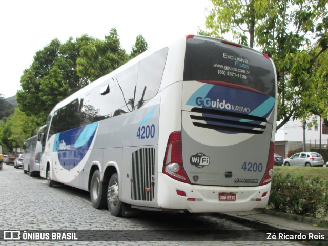 GGuida - Graça e Guida Transportes e Turismo 4200 na cidade de Petrópolis, Rio de Janeiro, Brasil, por Zé Ricardo Reis. ID da foto: 5992910.