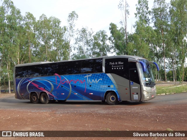 Danny Tur 0330 na cidade de Cuiabá, Mato Grosso, Brasil, por Silvano Barboza da Silva. Número da foto: #5991858.