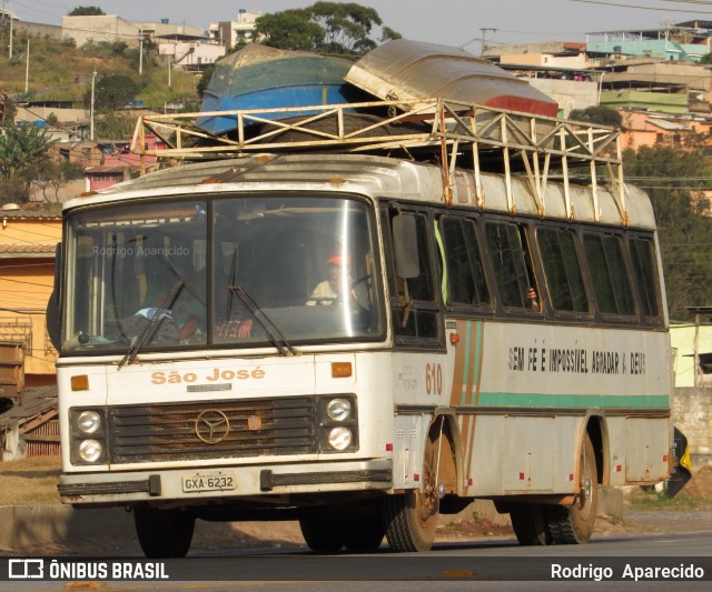 Ônibus Particulares 610 na cidade de Conselheiro Lafaiete, Minas Gerais, Brasil, por Rodrigo  Aparecido. ID da foto: 5995395.