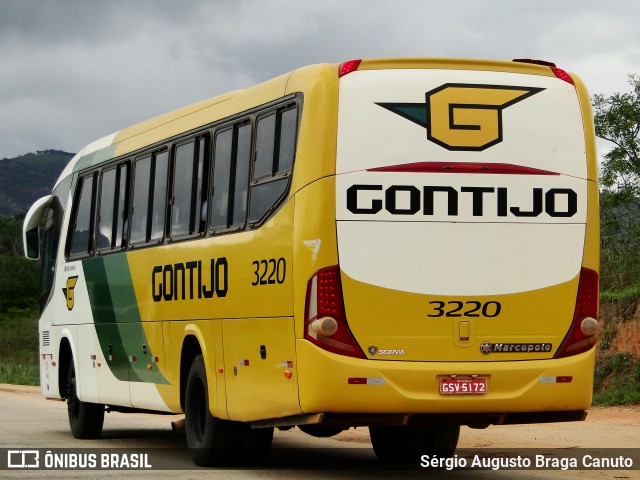 Empresa Gontijo de Transportes 3220 na cidade de Almenara, Minas Gerais, Brasil, por Sérgio Augusto Braga Canuto. ID da foto: 5997824.