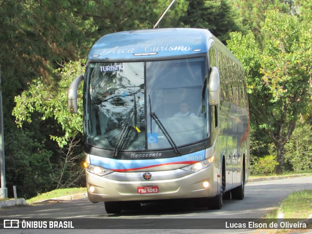 Arca Turismo 5053 na cidade de Poços de Caldas, Minas Gerais, Brasil, por Lucas Elson de Oliveira. ID da foto: 5999683.