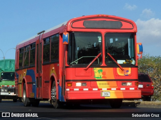 Travisa Herediana HB 2956 na cidade de Brasil, por Sebastián Cruz. Número da foto: #6002766.