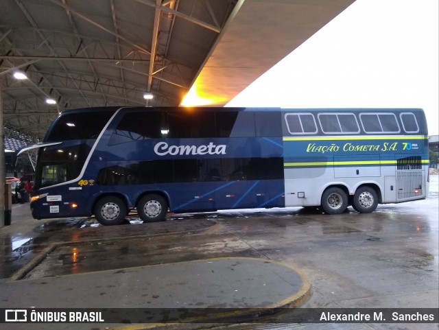 Viação Cometa 17325 na cidade de Curitiba, Paraná, Brasil, por Alexandre M.  Sanches. ID da foto: 6002072.