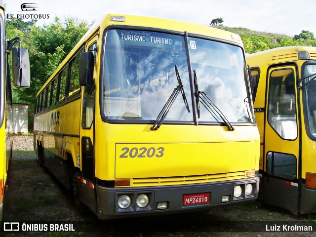 Viação Itapemirim 20203 na cidade de Paraíba do Sul, Rio de Janeiro, Brasil, por Luiz Krolman. Número da foto: #6003985.