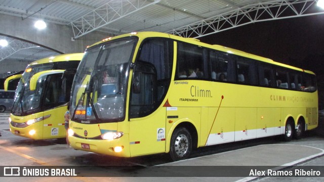 Viação Itapemirim 8821 na cidade de Taubaté, São Paulo, Brasil, por Alex Ramos Ribeiro. ID da foto: 6006668.