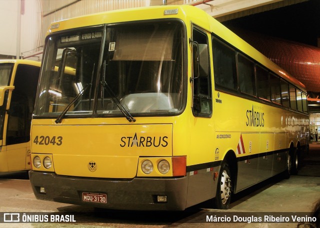 Viação Itapemirim 42043 na cidade de Rio de Janeiro, Rio de Janeiro, Brasil, por Márcio Douglas Ribeiro Venino. Número da foto: #6006787.
