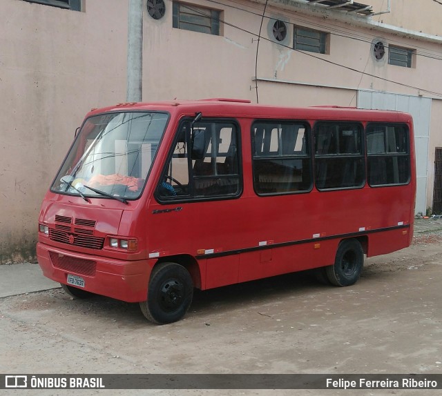 Ônibus Particulares  na cidade de Brasil, por Felipe Ferreira Ribeiro. Número da foto: #6011517.