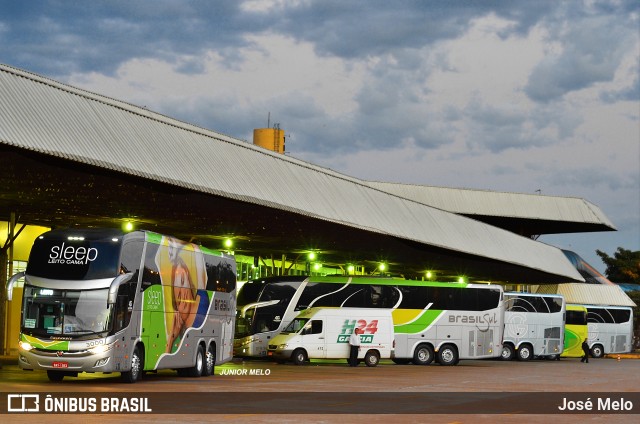 Brasil Sul Linhas Rodoviárias 3000 na cidade de Maringá, Paraná, Brasil, por José Melo. Número da foto: #6013045.