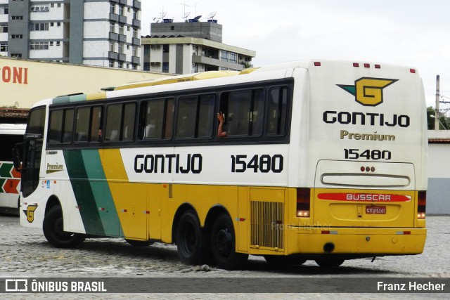 Empresa Gontijo de Transportes 15480 na cidade de Teófilo Otoni, Minas Gerais, Brasil, por Franz Hecher. Número da foto: #6013949.