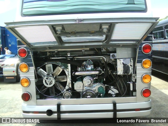 Motorhomes 1400 na cidade de São Paulo, São Paulo, Brasil, por Leonardo Fávero  Brandet. Número da foto: #6013545.