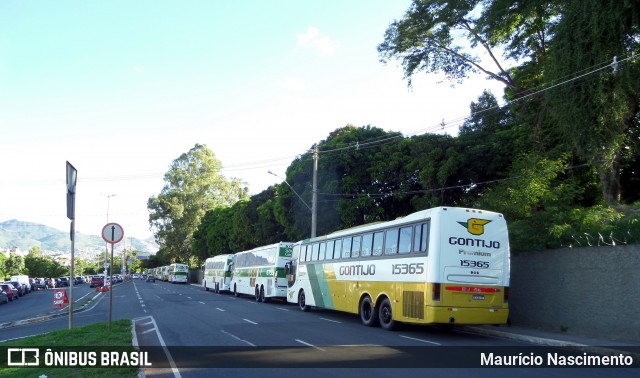 Empresa Gontijo de Transportes 15365 na cidade de Belo Horizonte, Minas Gerais, Brasil, por Maurício Nascimento. ID da foto: 6014349.