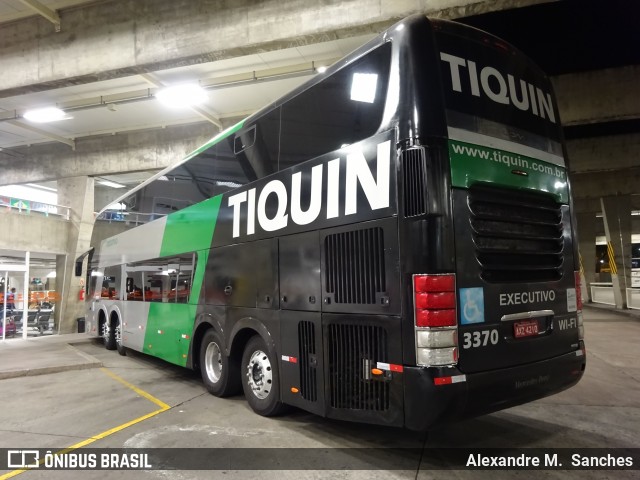 Transporte e Turismo Tiquin 3370 na cidade de Curitiba, Paraná, Brasil, por Alexandre M.  Sanches. Número da foto: #6015184.