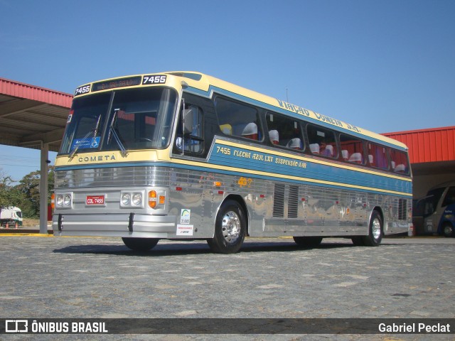 Viação Cometa 7455 na cidade de Brasil, por Gabriel Peclat. Número da foto: #6021340.