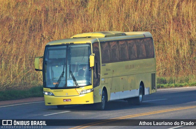 Viação Itapemirim 45807 na cidade de Fervedouro, Minas Gerais, Brasil, por Athos Lauriano do Prado. ID da foto: 6022150.