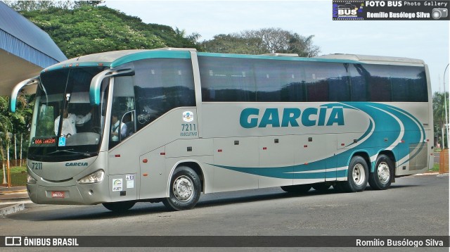 Viação Garcia 7211 na cidade de Rolândia, Paraná, Brasil, por Romílio Busólogo Silva . ID da foto: 5976658.