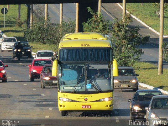 Viação Itapemirim 8923 na cidade de Candangolândia, Distrito Federal, Brasil, por Ricardo Vieira. ID da foto: 5975278.