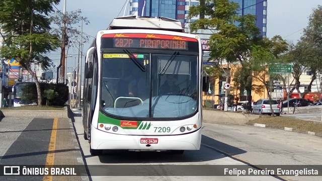 Metra - Sistema Metropolitano de Transporte 7209 na cidade de São Bernardo do Campo, São Paulo, Brasil, por Felipe Pereira Evangelista. Número da foto: #6027454.