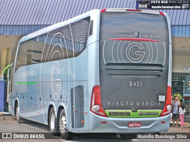 Viação Garcia 8451 na cidade de Rolândia, Paraná, Brasil, por Romílio Busólogo Silva . Número da foto: #5978573.