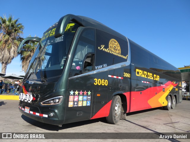 Cruz del Sur 3060 na cidade de La Serena, Elqui, Coquimbo, Chile, por Araya Daniel . Número da foto: #5977429.