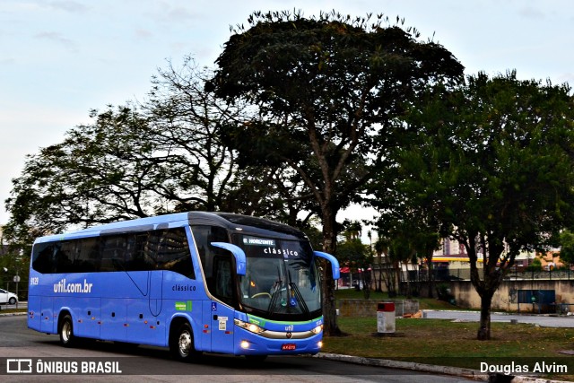 UTIL - União Transporte Interestadual de Luxo 9129 na cidade de Mogi das Cruzes, São Paulo, Brasil, por Douglas Alvim. ID da foto: 5978918.