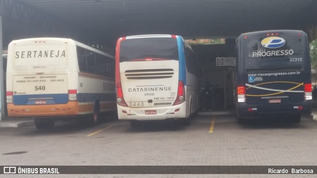 Auto Viação Catarinense 3448 na cidade de Três Rios, Rio de Janeiro, Brasil, por Ricardo  Barbosa. Número da foto: #5982008.