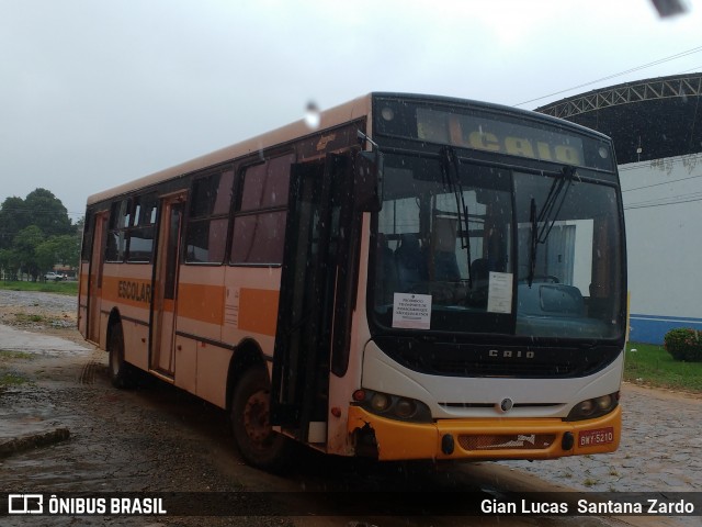 Escolares 5210 na cidade de Ji-Paraná, Rondônia, Brasil, por Gian Lucas  Santana Zardo. Número da foto: #5984123.