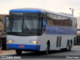 Ônibus Particulares 1703 na cidade de Piauí, Brasil, por Willian Pontual. ID da foto: :id.