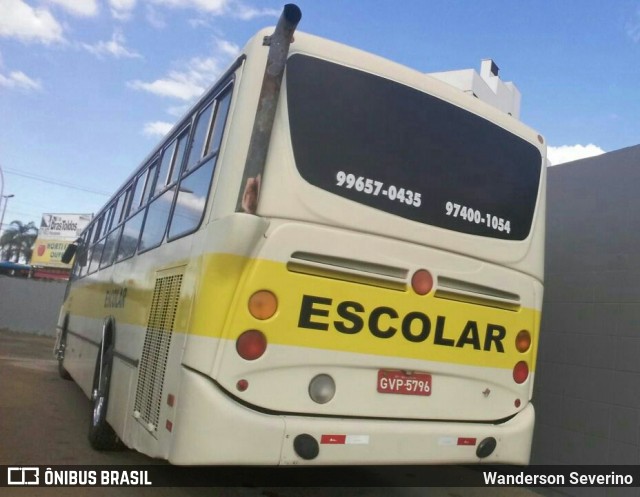 Escolares 5796 na cidade de Samambaia, Distrito Federal, Brasil, por Wanderson Severino. Número da foto: #5985375.