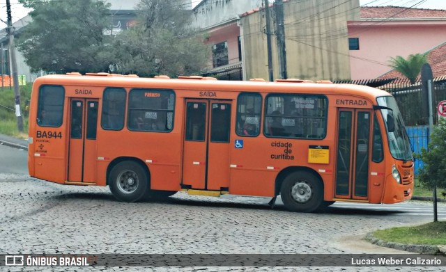 Transporte Coletivo Glória BA944 na cidade de Curitiba, Paraná, Brasil, por Lucas Weber Calizario. Número da foto: #5987904.