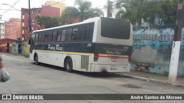 Pedra Rica 2300 na cidade de São Paulo, São Paulo, Brasil, por Andre Santos de Moraes. Número da foto: #6044766.