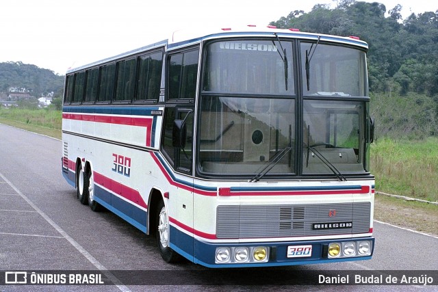 Nielson Carrocerias  na cidade de Joinville, Santa Catarina, Brasil, por Daniel Budal de Araújo. Número da foto: #6046696.