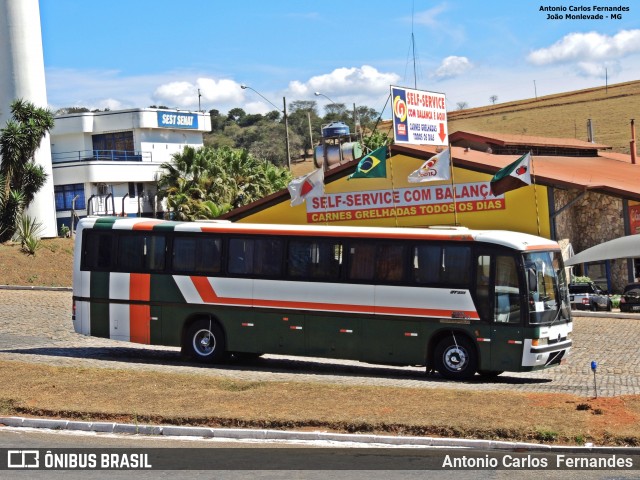 Ônibus Particulares 4143 na cidade de João Monlevade, Minas Gerais, Brasil, por Antonio Carlos Fernandes. Número da foto: #6045748.