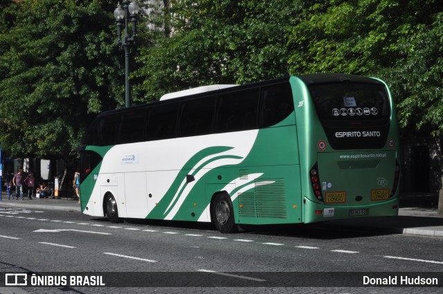 J.Espírito Santo 304 na cidade de Porto, Porto, Portugal, por Donald Hudson. Número da foto: #6047093.