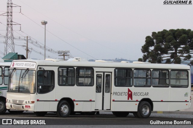 Transportes Coletivos Nossa Senhora da Piedade PROJETO RECICLAR na cidade de Campo Largo, Paraná, Brasil, por Guilherme Bomfim. Número da foto: #6048068.