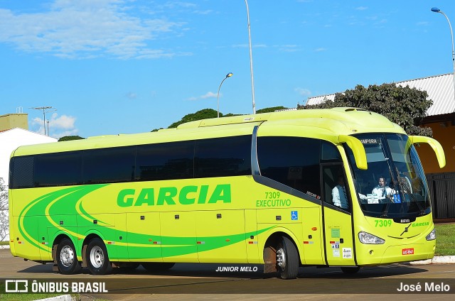 Viação Garcia 7309 na cidade de Maringá, Paraná, Brasil, por José Melo. ID da foto: 6050076.