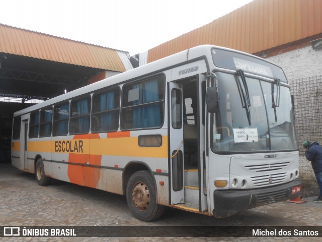 Rizzatti Turismo 210 na cidade de Santa Maria, Rio Grande do Sul, Brasil, por Michel dos Santos. Número da foto: #6049448.