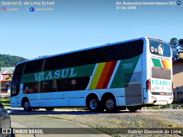 Viasul - Auto Viação Venâncio Aires 7000 na cidade de Joinville, Santa Catarina, Brasil, por Gabriel Giacomin de Lima. ID da foto: 6052376.