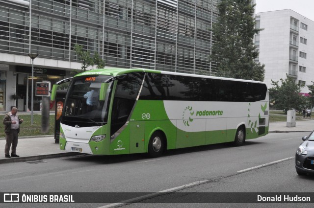 Santos - Rodonorte 421 na cidade de Porto, Porto, Portugal, por Donald Hudson. Número da foto: #6053817.