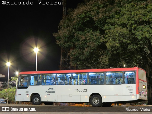 Viação Piracicabana Distrito Federal 110523 na cidade de Planaltina, Distrito Federal, Brasil, por Ricardo Vieira. Número da foto: #6056215.