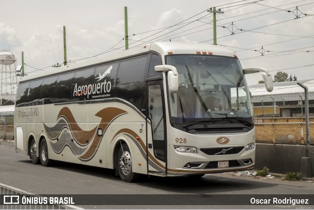 Pullman de Morelos 928 na cidade de Brasil, por Oscar Rodriguez . Número da foto: #6058959.